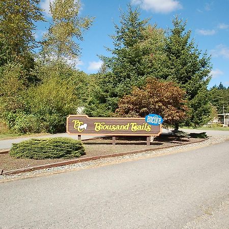 Mount Vernon Camping Resort 16 Ft. Yurt 6 Bow Exterior foto
